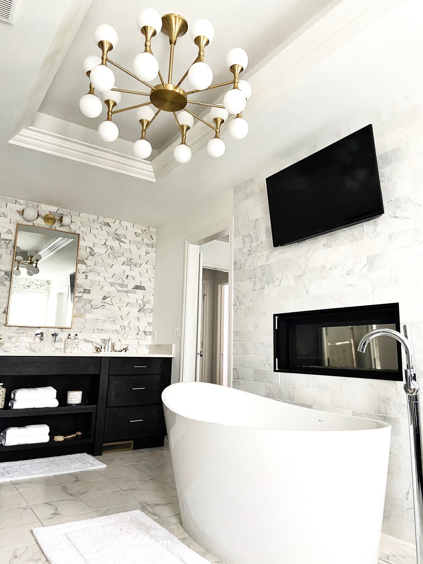 Astoria 20-Light Chandelier by Hudson Valley Lighting