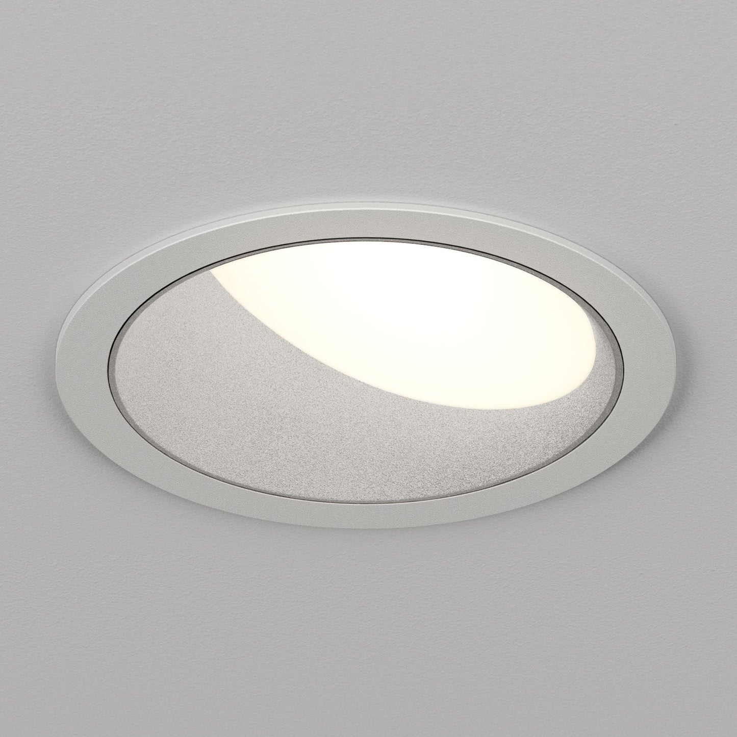 Atomos 2 Slim Round Wall Wash Recessed Downlight - IC Airtight Housing - Dry/Damp Location Rated - White Powder Coat/Silver Baffle - Warm Dim (3000K - 1800K) by Lucifer Lighting
