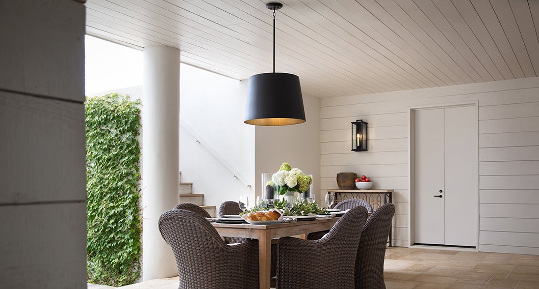 Hinkley Lighting – designer fixtures for indoor and outdoor spaces.