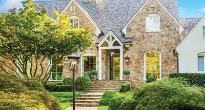 Weatherproof outdoor lights – enhance your exterior spaces with stylish lighting.