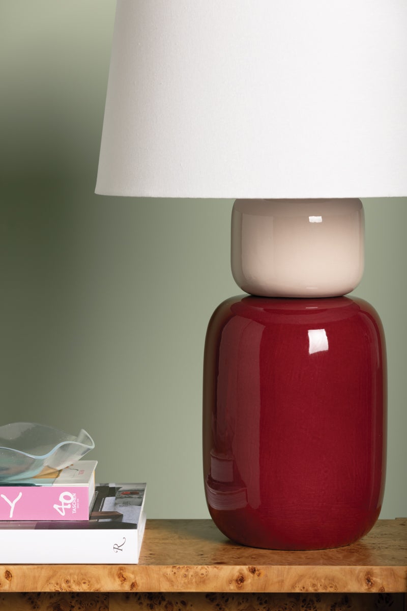Mitzi Batya Table Lamp, 25.5" Elegant Aged Brass Finish, Dimmable Medium Base E26 Bulb, Versatile Style