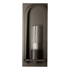 Triomphe Medium Outdoor Sconce by Hubbardton Forge – Classic Design with Weather-Resistant Finish Options